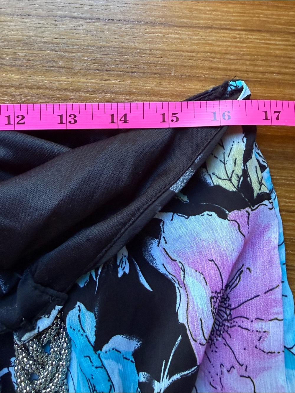 Seductions Silk Blend Floral Beaded Halter Top | Y2K | Size L - Picture 8 of 8